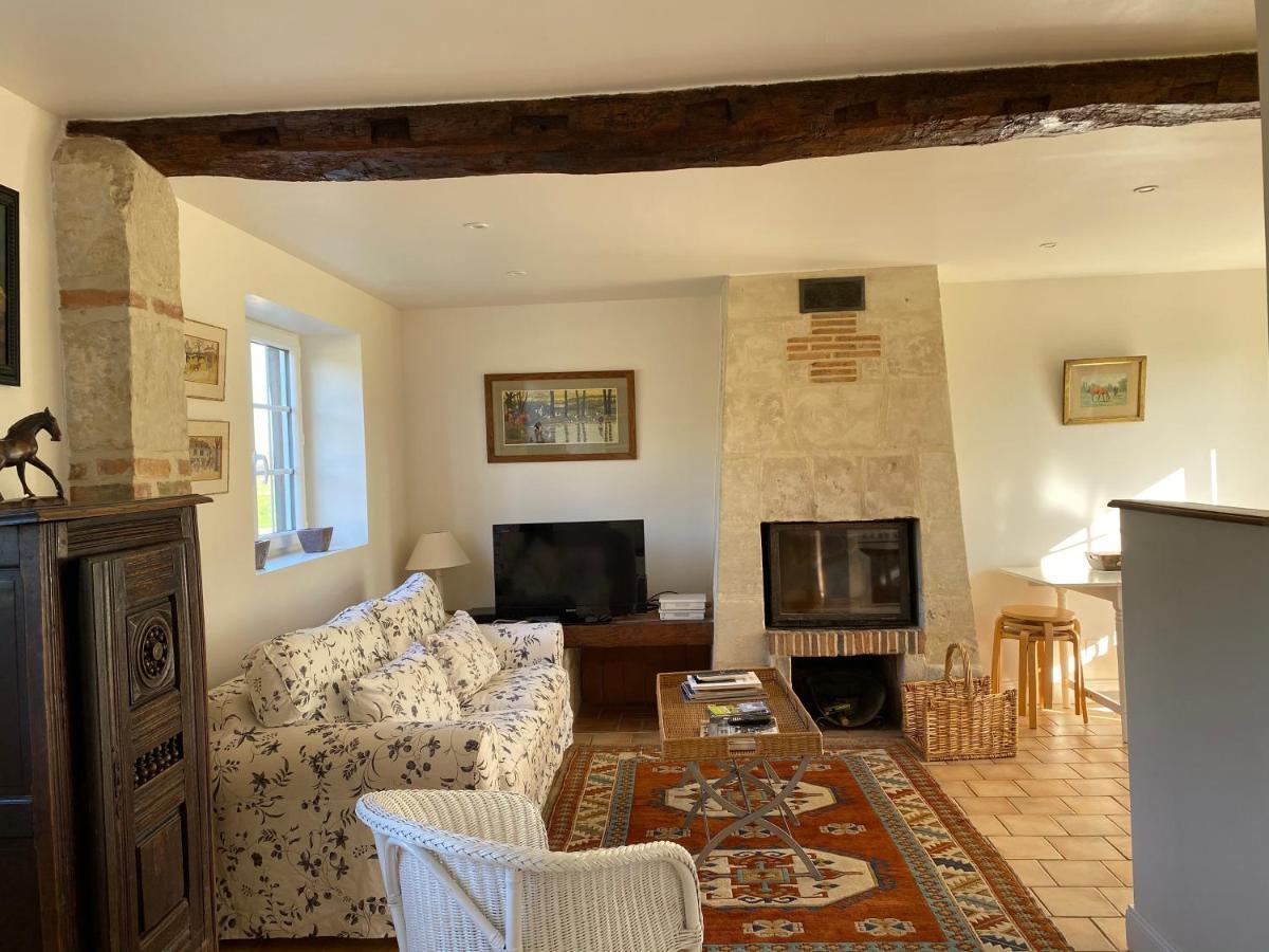 Appartamento La Longere Du Haras Manerbe Esterno foto