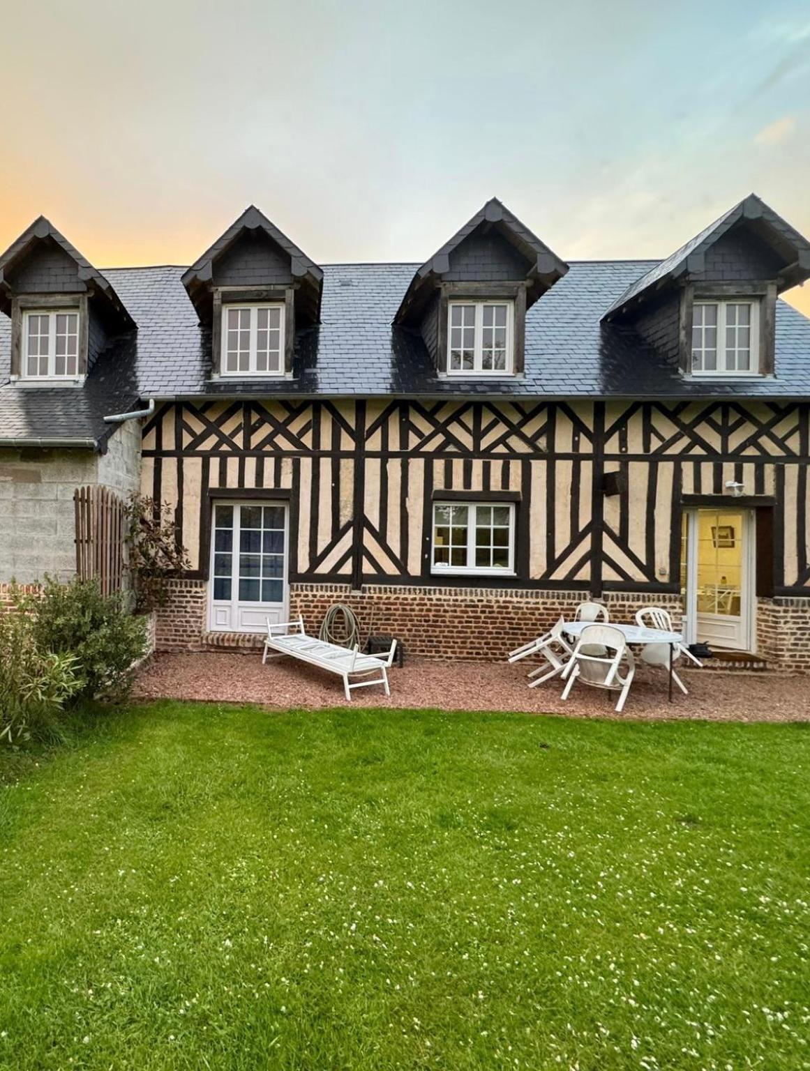 Appartamento La Longere Du Haras Manerbe Esterno foto
